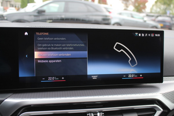 BMW i4 eDrive40 High Executive 84 kWh / SoH 93,5% / Trekhaak / 360Camera / Head-up / Leder / 19'' / Navigatie / Stoelverwarming / DAB / Cruise Control