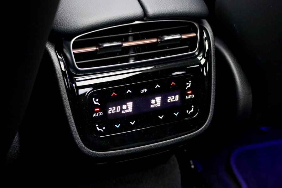 Mercedes-Benz EQE 350+ AMG Line Premium+ 96 kWh | Hyperscreen | Luchtvering | Achterasbesturing | Carbon | Distronic+ | Panoramadak | HUD | Verwarmd Stuurwiel | 22kW | Warmtepomp |