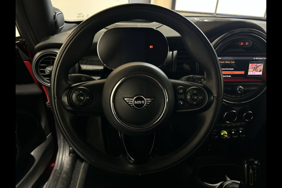 MINI Mini Electric Charged 33 kWh | achteruit rij camera | verwarmde voorstoelen | Soh (batterijcheck) Waarde 93,2 %