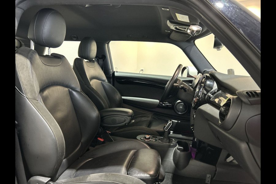 MINI Mini Electric Charged 33 kWh | achteruit rij camera | verwarmde voorstoelen | Soh (batterijcheck) Waarde 93,2 %