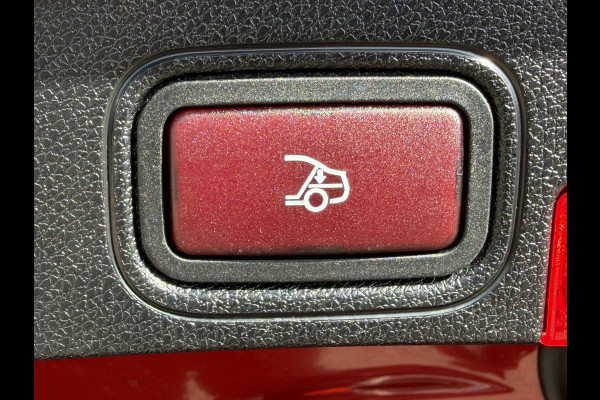 Mercedes-Benz C-Klasse Cabrio 300 Premium AMG Facelift Cabrio Camera Stoelverwarming/ventilatie Clima Carplay Full Led