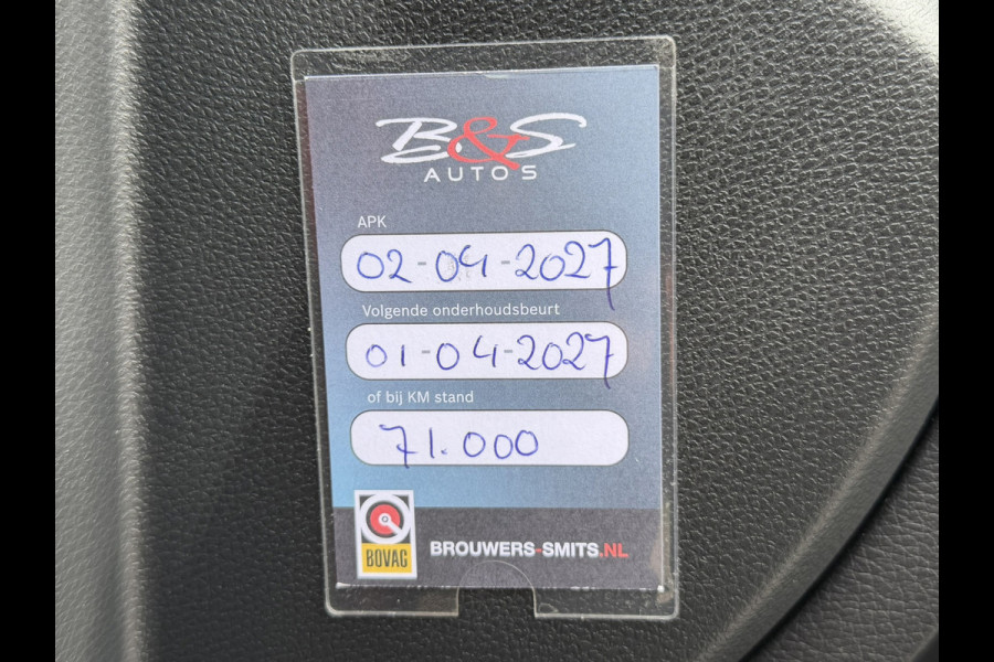 Mercedes-Benz C-Klasse Cabrio 300 Premium AMG Facelift Cabrio Camera Stoelverwarming/ventilatie Clima Carplay Full Led