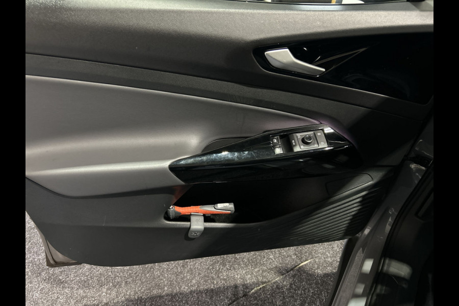Volkswagen ID.4 Pro 77 kWh | adaptief cruise control | LED koplamp Soh (batterijcheck) Waarde 91,4 %