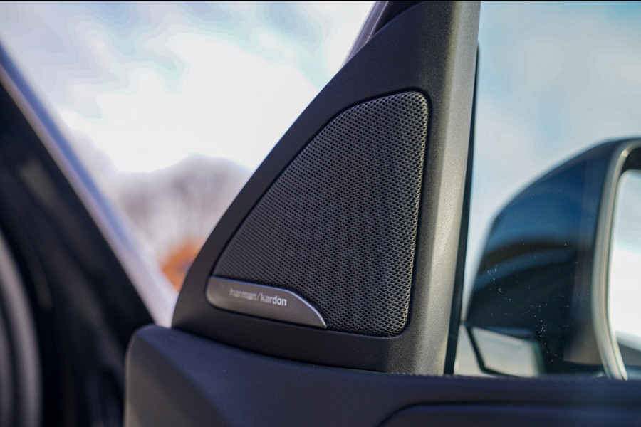 BMW X6 M50i High Executive | Harman/Kardon | Head Up Display | 360 | Stuurwielverwarming | Stoelverkoeling