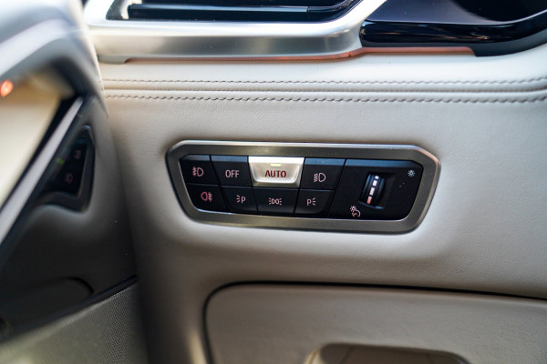 BMW X6 M50i High Executive | Harman/Kardon | Head Up Display | 360 | Stuurwielverwarming | Stoelverkoeling