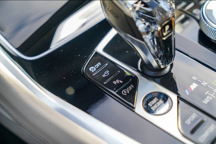 BMW X6 M50i High Executive | Harman/Kardon | Head Up Display | 360 | Stuurwielverwarming | Stoelverkoeling