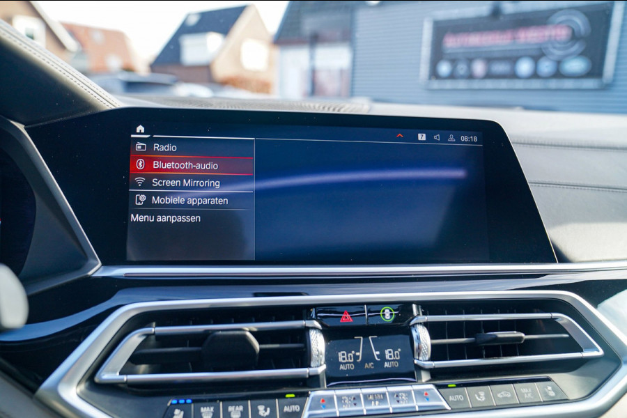 BMW X6 M50i High Executive | Harman/Kardon | Head Up Display | 360 | Stuurwielverwarming | Stoelverkoeling