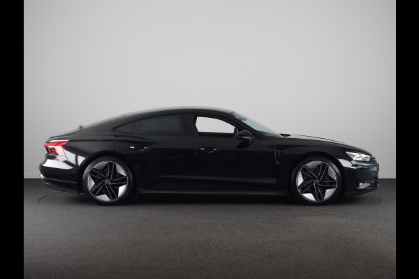 Audi e-tron GT GT 93 kWh 476pk | SOH 90% | Panoramadak | Adaptieve cruise controle | Verwarmbare voorstoelen| 20 inch lichtmetalen velgen
