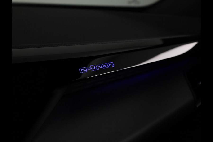 Audi e-tron GT GT 93 kWh 476pk | SOH 90% | Panoramadak | Adaptieve cruise controle | Verwarmbare voorstoelen| 20 inch lichtmetalen velgen