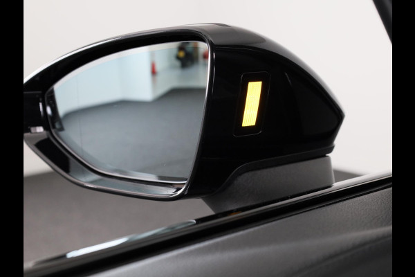 Audi e-tron GT GT 93 kWh 476pk | SOH 90% | Panoramadak | Adaptieve cruise controle | Verwarmbare voorstoelen| 20 inch lichtmetalen velgen