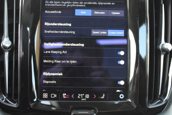 Volvo XC60 2.0 T6 PHEV hybrid SOh 99,6% AWD Core Bright LONG RANGE LEER PANO 49000KM!!!