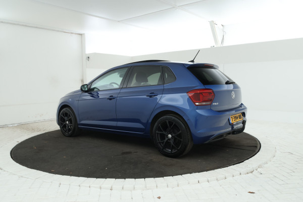Volkswagen Polo 1.0 TSI Highline Business R Panorama Dak, Trekhaak, Digital Dash
