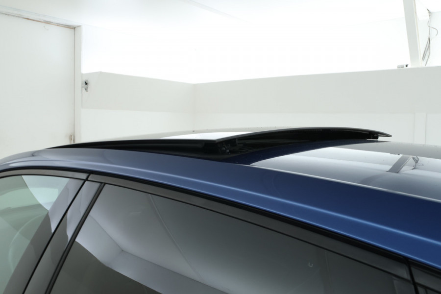 Volkswagen Polo 1.0 TSI Highline Business R Panorama Dak, Trekhaak, Digital Dash