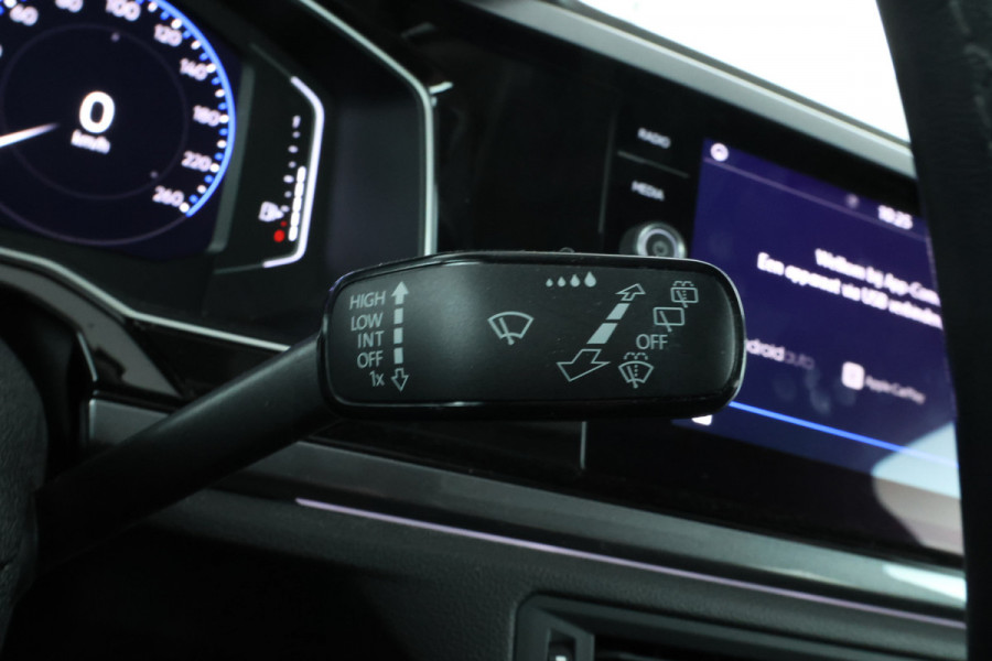 Volkswagen Polo 1.0 TSI Highline Business R Panorama Dak, Trekhaak, Digital Dash