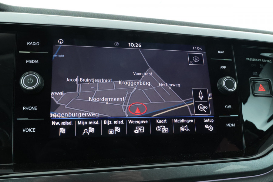 Volkswagen Polo 1.0 TSI Highline Business R Panorama Dak, Trekhaak, Digital Dash