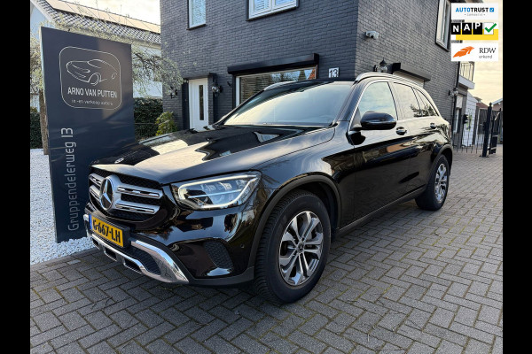 Mercedes-Benz GLC 200 / Panodak / Leer / Camera / Facelift