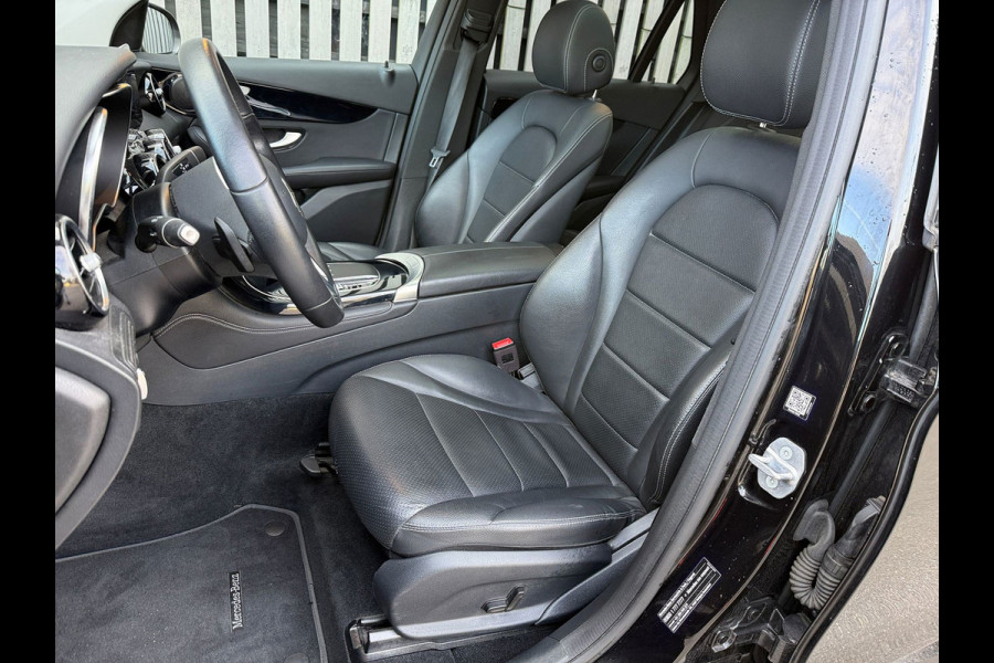 Mercedes-Benz GLC 200 / Panodak / Leer / Camera / Facelift
