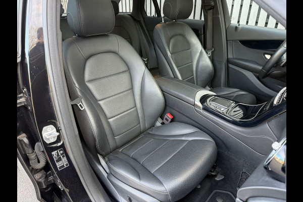 Mercedes-Benz GLC 200 / Panodak / Leer / Camera / Facelift