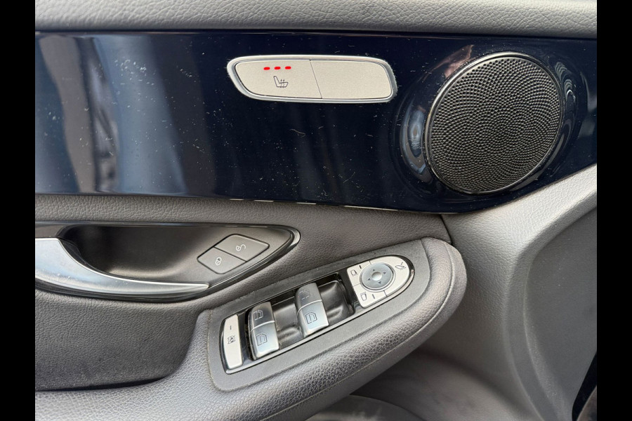 Mercedes-Benz GLC 200 / Panodak / Leer / Camera / Facelift