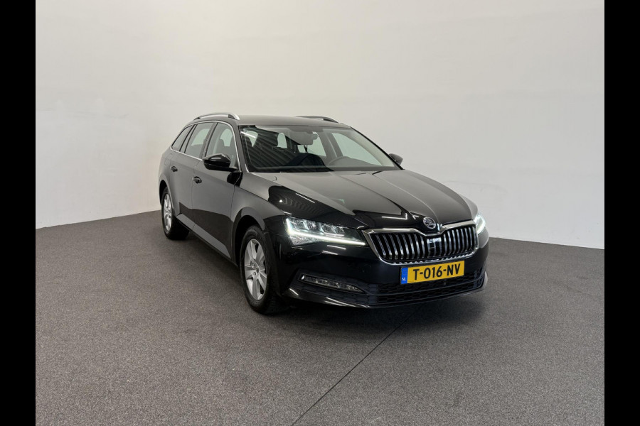 Škoda Superb Combi 1.5 TSI ACT Business Edition Airco ECC Navi Carplay Virtual Cockpit Full LED PDC A Keyless Go Cruise Control Privacy Glass