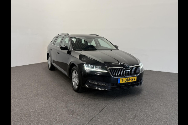 Škoda Superb Combi 1.5 TSI ACT Business Edition Airco ECC Navi Carplay Virtual Cockpit Full LED PDC A Keyless Go Cruise Control Privacy Glass