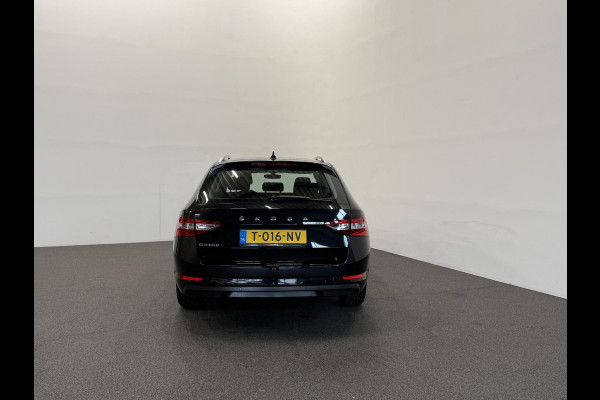 Škoda Superb Combi 1.5 TSI ACT Business Edition Airco ECC Navi Carplay Virtual Cockpit Full LED PDC A Keyless Go Cruise Control Privacy Glass