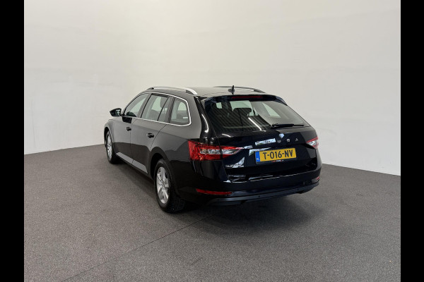 Škoda Superb Combi 1.5 TSI ACT Business Edition Airco ECC Navi Carplay Virtual Cockpit Full LED PDC A Keyless Go Cruise Control Privacy Glass