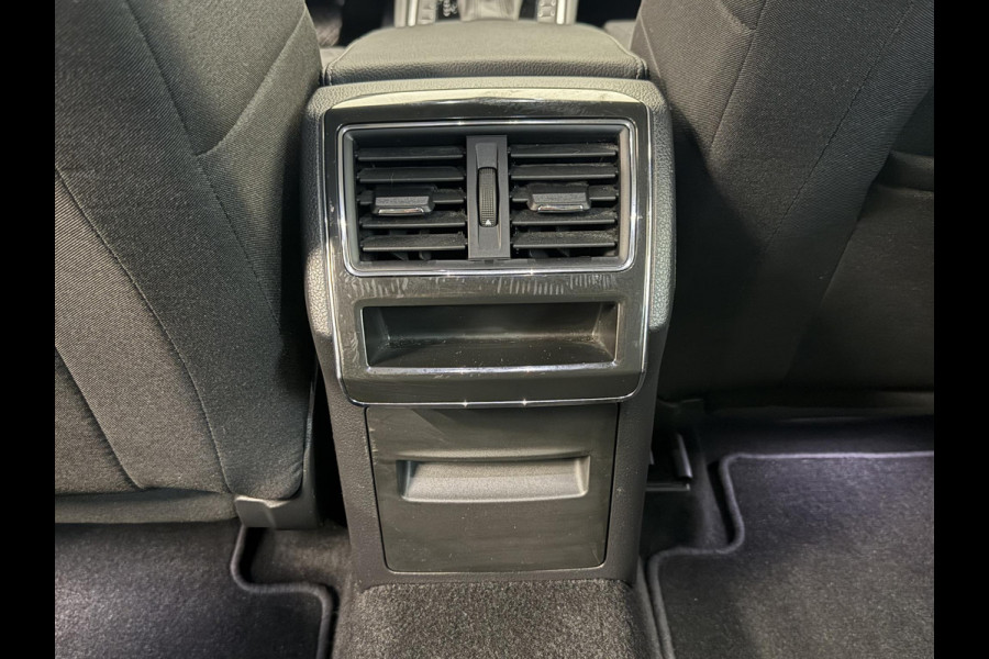 Škoda Superb Combi 1.5 TSI ACT Business Edition Airco ECC Navi Carplay Virtual Cockpit Full LED PDC A Keyless Go Cruise Control Privacy Glass