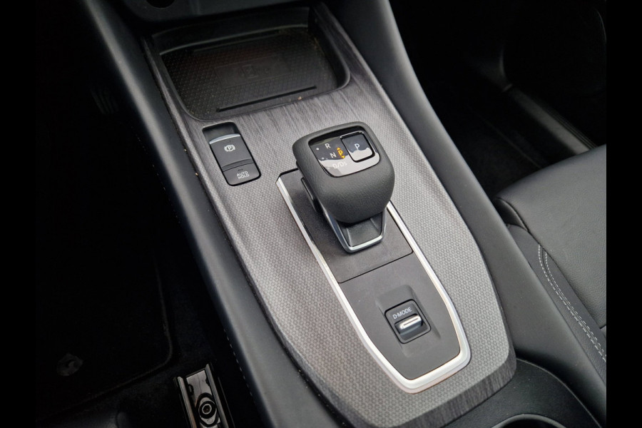 Nissan QASHQAI 1.3 MHEV 158PK Tekna /Pano /Led /360camera /Leer /1e Eig