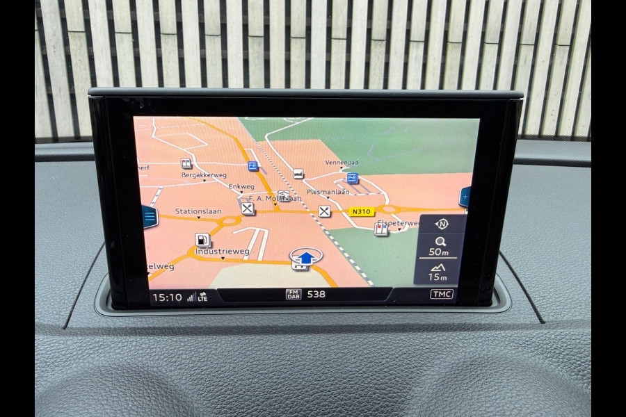 Audi A3 CABRIOLET 35 TFSI /Leer /Nekverwarming /Led /B&O /Camera/ Dealer onderhouden