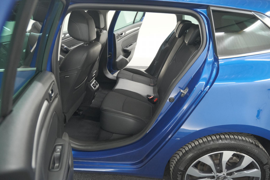 Renault Mégane Estate TCe 140 EDC Techno | Trekhaak | Camera | Navigatie | 9.3 Inch Groot Scherm