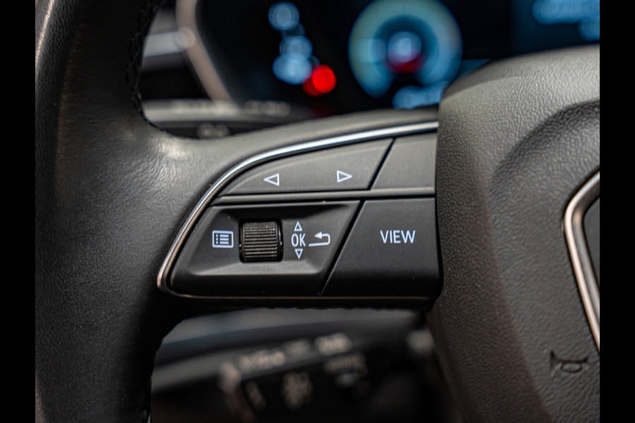 Audi Q3 45 TFSI e S-Line, Matrix Led, Apple Carplay, Virtual Cockpit, Plug in, Cam, ACC, Clima, Blind Spot, Voll Onderhoud