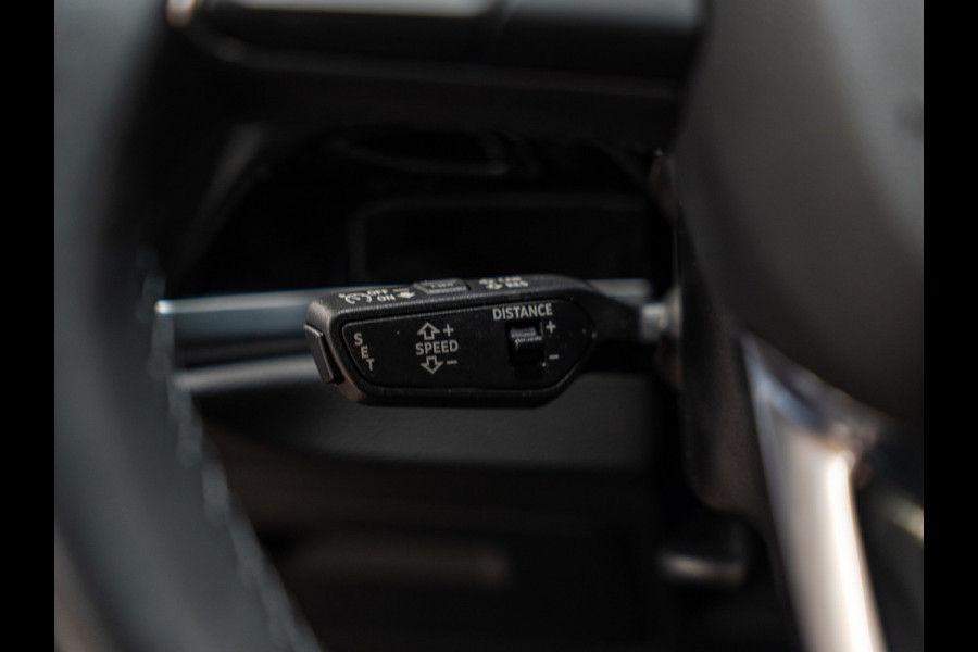 Audi Q3 45 TFSI e S-Line, Matrix Led, Apple Carplay, Virtual Cockpit, Plug in, Cam, ACC, Clima, Blind Spot, Voll Onderhoud