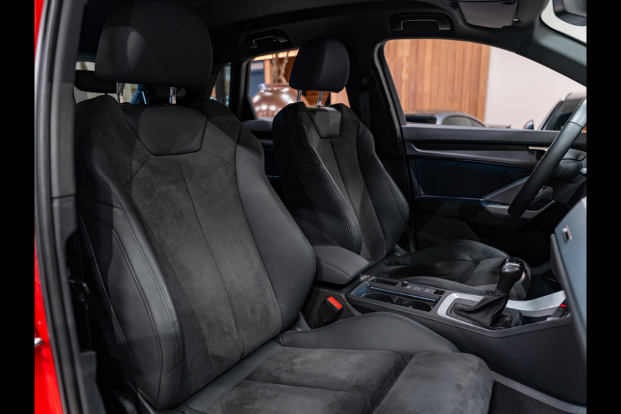 Audi Q3 45 TFSI e S-Line, Matrix Led, Apple Carplay, Virtual Cockpit, Plug in, Cam, ACC, Clima, Blind Spot, Voll Onderhoud