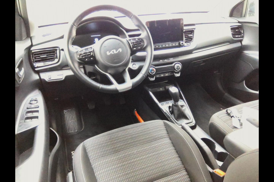 Kia Stonic 1.0 T-GDi MHEV DynamicPlusLine | Clima | LED | 6500 km!