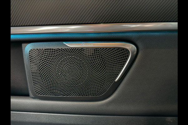 Mercedes-Benz V-Klasse 250d Lang Edition AMG /Burmester /380 Camera / Memory / 7 persoons /Sfeerverlichting