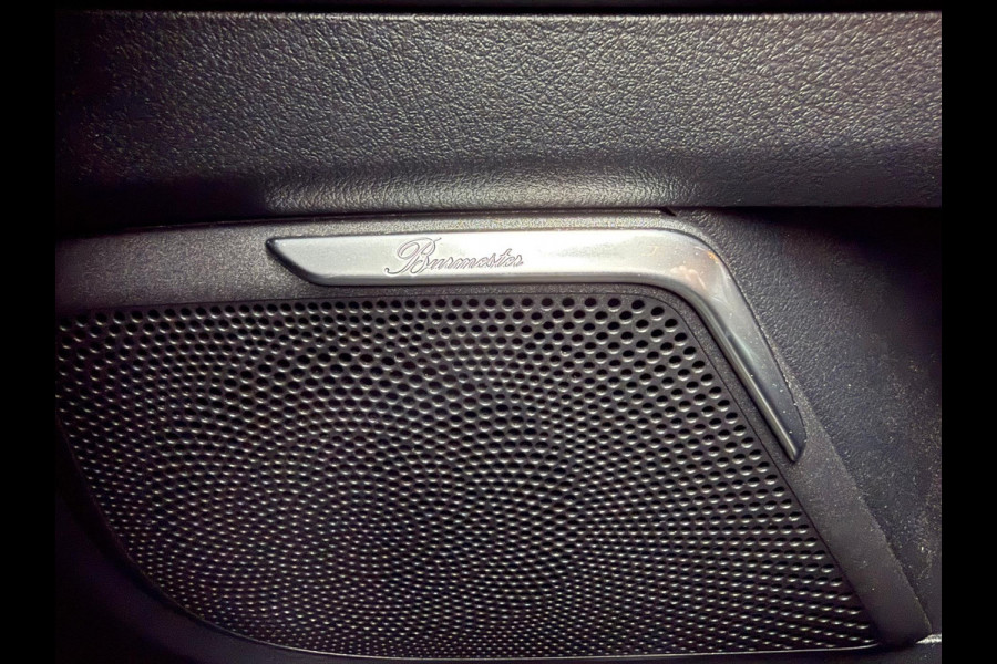 Mercedes-Benz V-Klasse 250d Lang Edition AMG /Burmester /380 Camera / Memory / 7 persoons /Sfeerverlichting