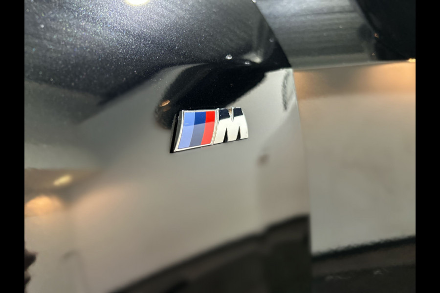 BMW iX1 xDrive30 67 kWh M Sport SOH 97,8% | Panoramadak | Sportstoelen | Leer | Travelpakket