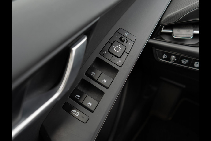 Kia Niro 1.6 GDi Hybrid DynamicPlusLine | Stoel en stuurverwarming | Navigatie | Achteruitrijcamera |