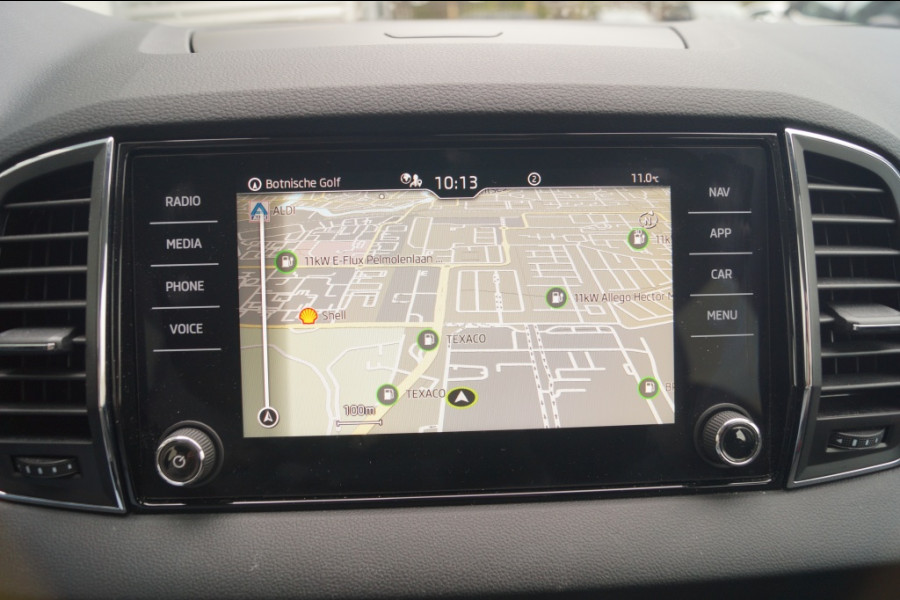 Škoda Karoq 1.0 TSI Business Edition Plus -LED-ECC-CAM-TREKHAAK-