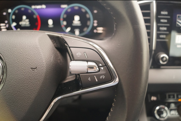 Škoda Karoq 1.0 TSI Business Edition Plus -LED-ECC-CAM-TREKHAAK-