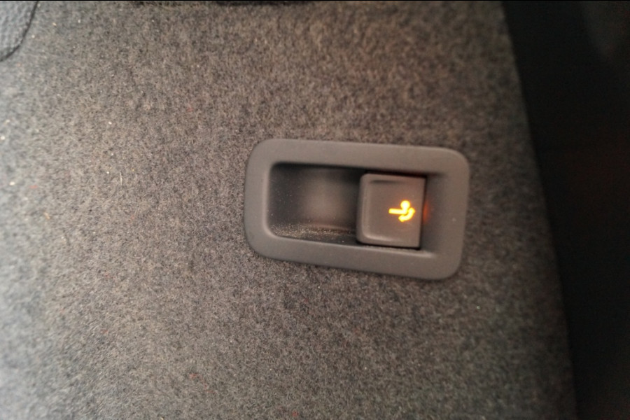 Škoda Karoq 1.0 TSI Business Edition Plus -LED-ECC-CAM-TREKHAAK-