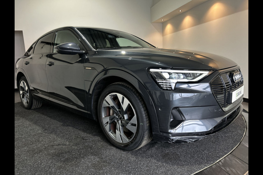 Audi e-tron Sportback 55 quattro Business edition Plus 95 kWh | Panoramadak } voorstoelen verwarmd Soh (batterijcheck) Waarde 91,0 %
