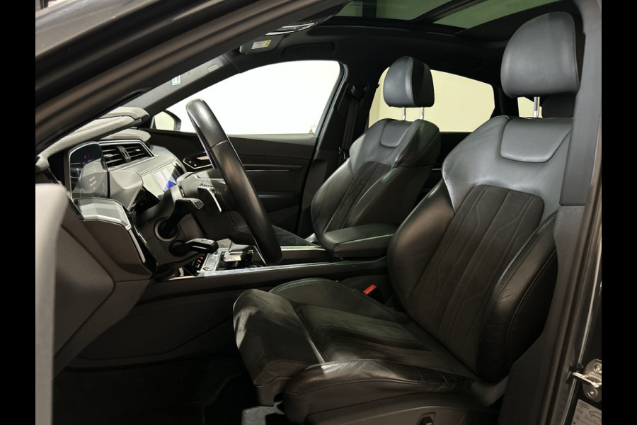 Audi e-tron Sportback 55 quattro Business edition Plus 95 kWh | Panoramadak } voorstoelen verwarmd Soh (batterijcheck) Waarde 91,0 %