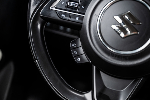 Suzuki Swift 1.2 Comfort Smart Hybrid | Automaat | Airco | Radio/CD-Speler | Adaptive Cruise Contol |