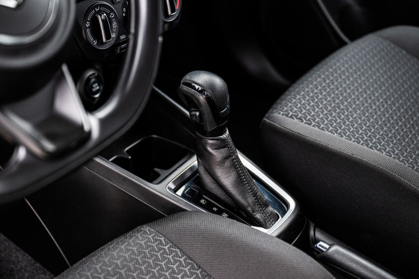 Suzuki Swift 1.2 Comfort Smart Hybrid | Automaat | Airco | Radio/CD-Speler | Adaptive Cruise Contol |