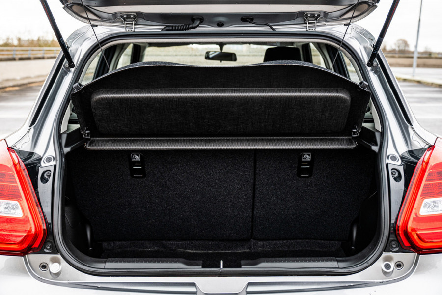 Suzuki Swift 1.2 Comfort Smart Hybrid | Automaat | Airco | Radio/CD-Speler | Adaptive Cruise Contol |