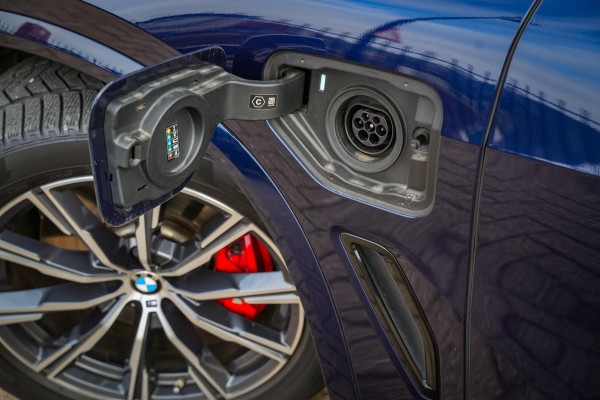 BMW X5 xDrive45e High Executive Panodak Harman Kardon 360 Bowers&Wilkens Camera Panodak