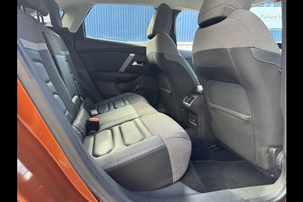 Citroën C4 1.2 PureTech Shine Pack - AUTOMAAT I Navigatie / Apple CarPlay I Airco I Sport velgen I PDC I Head-Up I Dealer onderh.