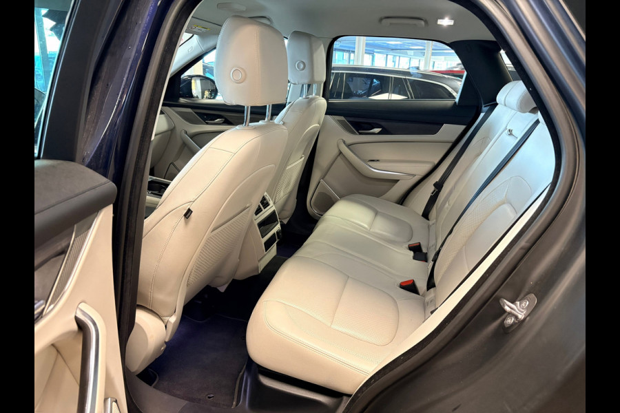 Jaguar F-Pace 2.0 P400e PHEV S / dealer onderhouden / leder / led / camera/ trekhaak / camera